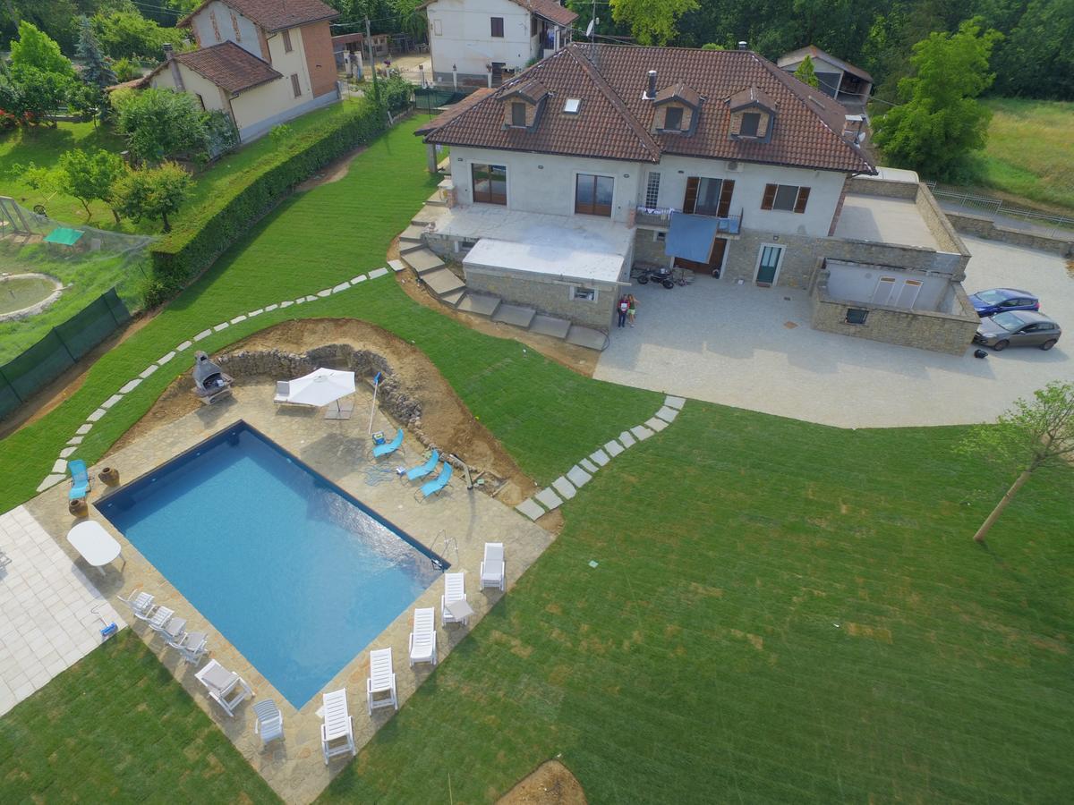 La Morona Bed & Breakfast Rocchetta Tanaro Bagian luar foto