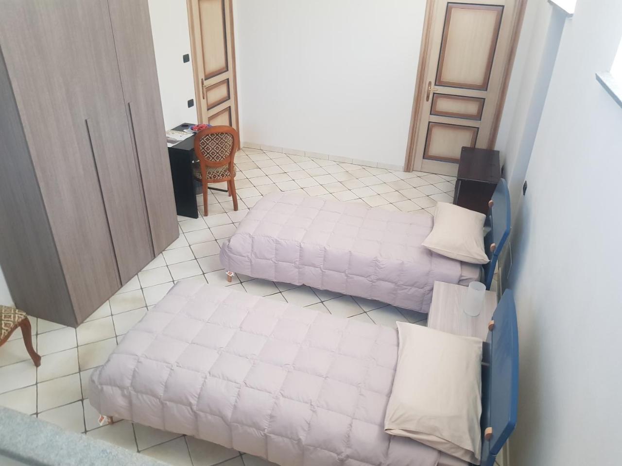 La Morona Bed & Breakfast Rocchetta Tanaro Bagian luar foto